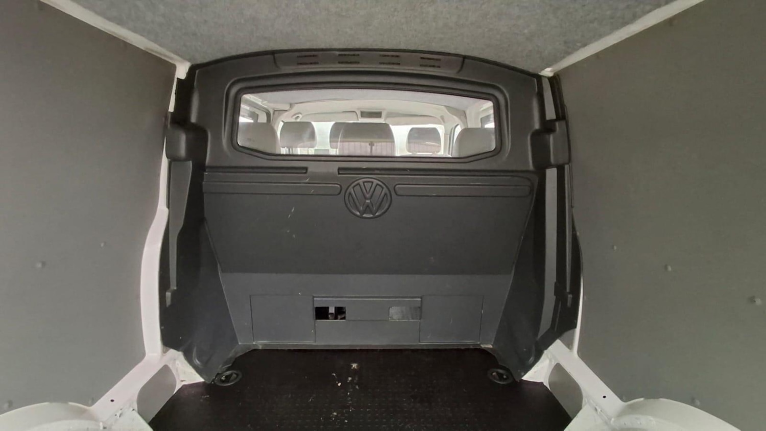 Used Volkswagen Transporter 2012 for sale - 76976427: Photo 21