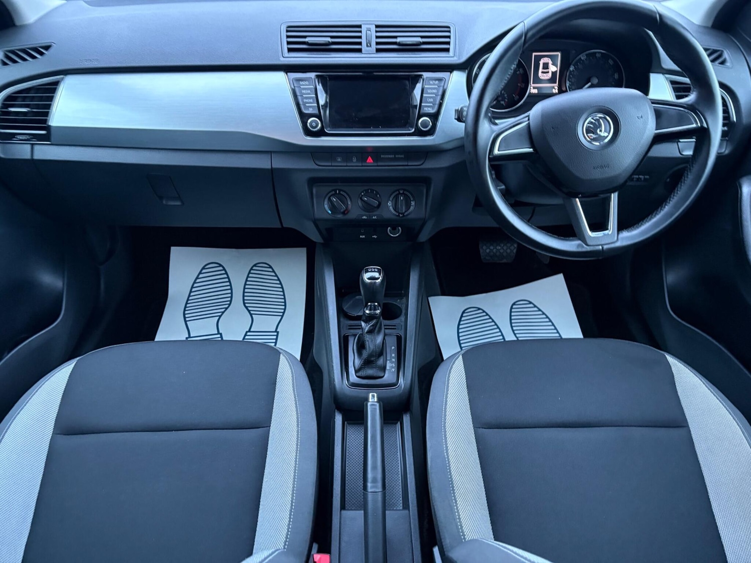 Used Skoda Fabia 2015 for sale - 77387676: Photo 2