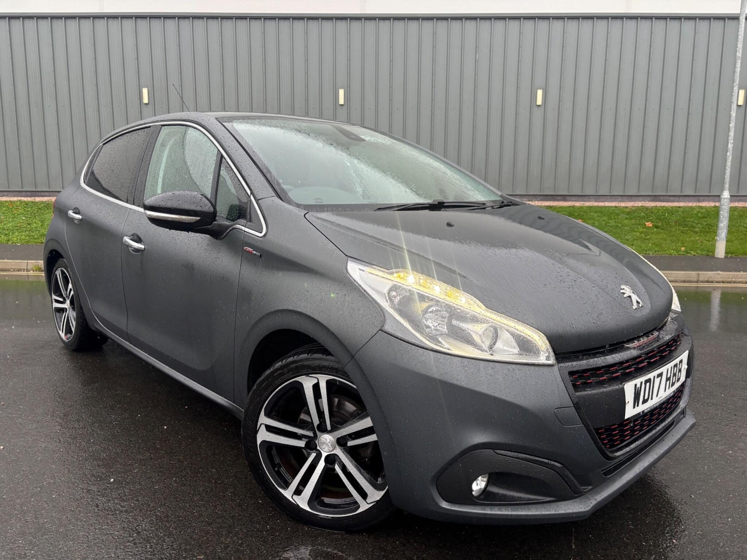 Used Peugeot 208 2017 for sale - 76866129: Photo 27