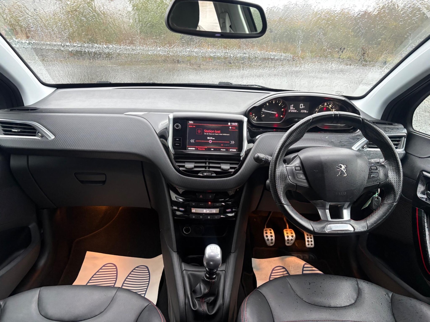 Used Peugeot 208 2017 for sale - 76866129: Photo 28