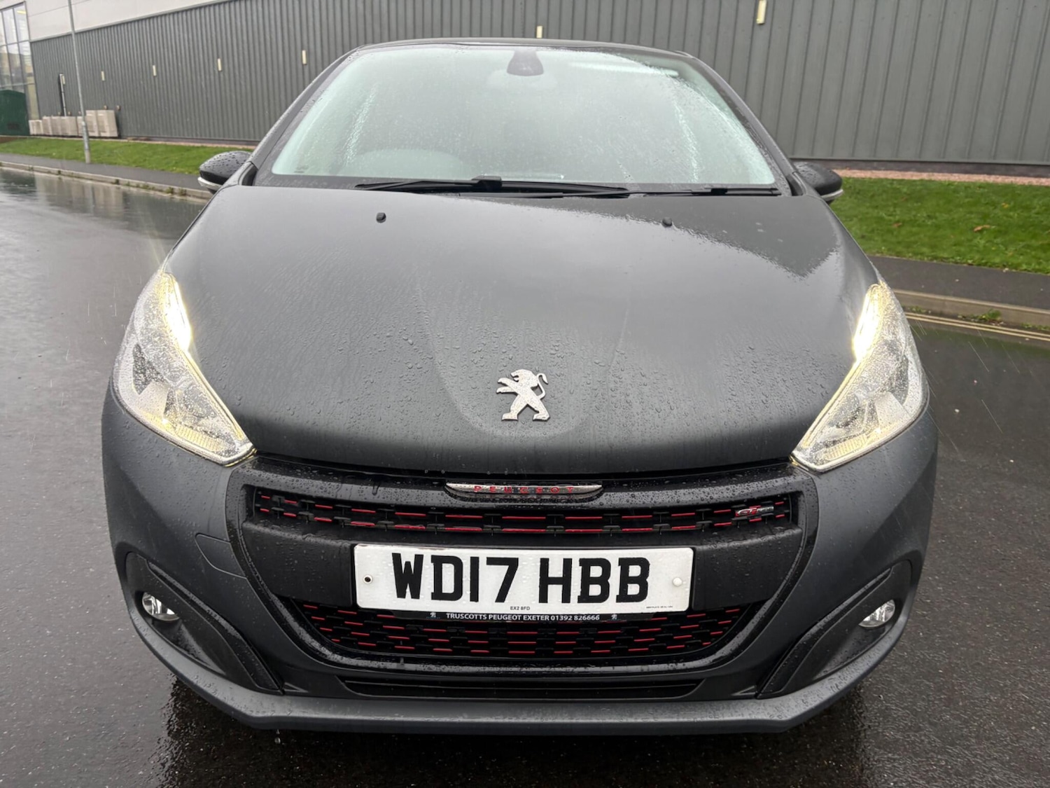 Used Peugeot 208 2017 for sale - 76866129: Photo 5