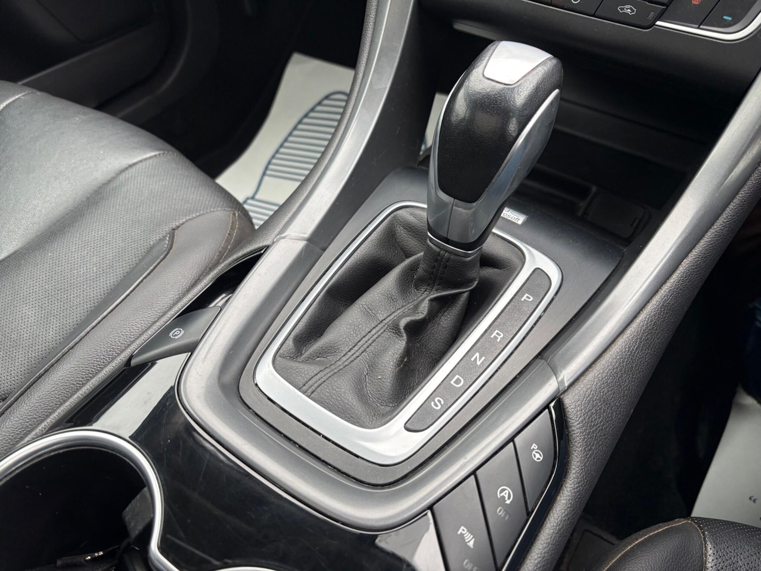 Used Ford Mondeo 2015 for sale - 77454688: Photo 21