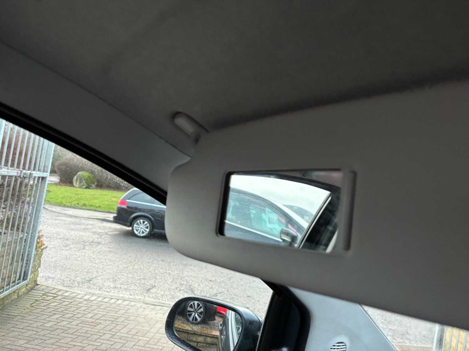 Used Volkswagen Fox 2011 for sale - 76989885: Photo 36