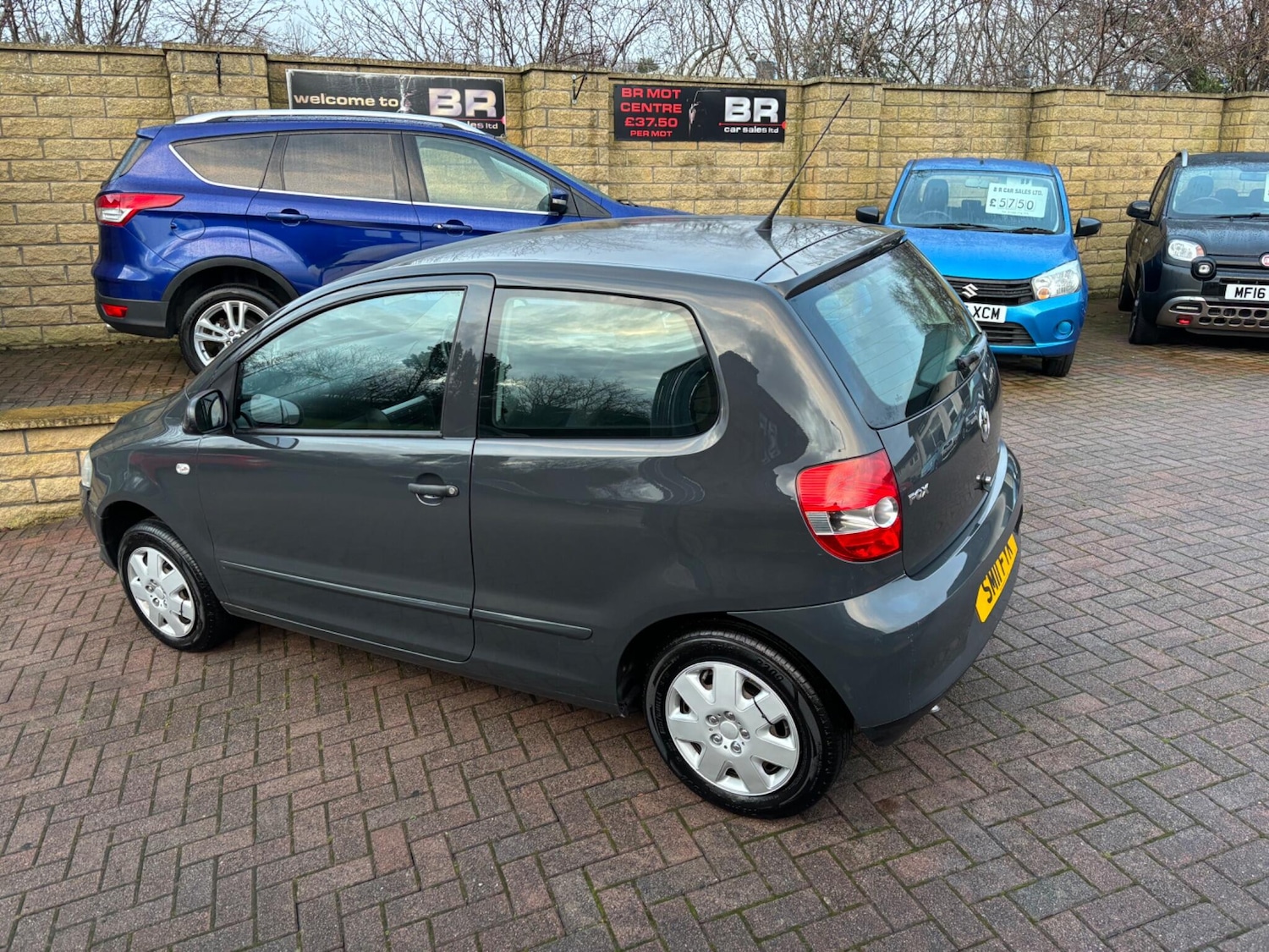 Used Volkswagen Fox 2011 for sale - 76989885: Photo 7