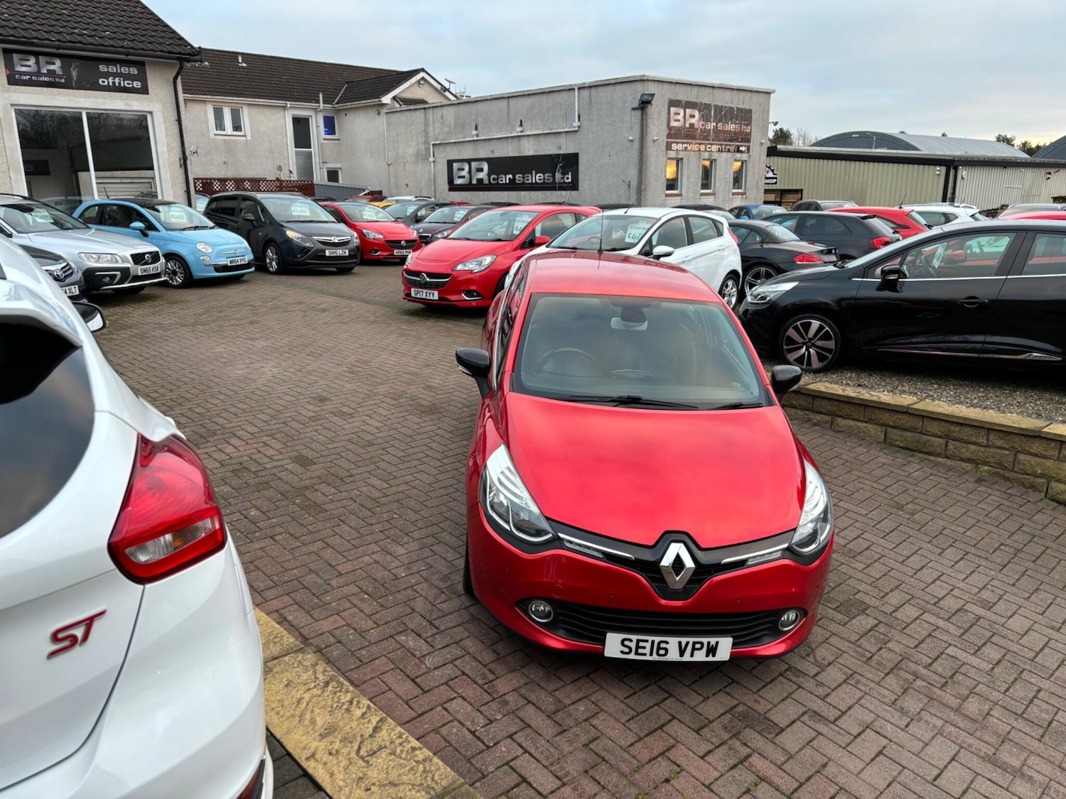 Used Renault Clio 2016 for sale - 76936117: Photo 15
