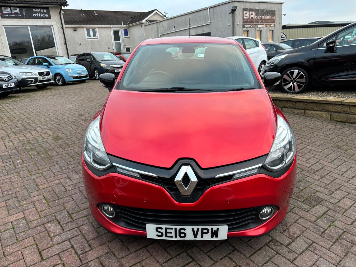 Used Renault Clio 2016 for sale - 76936117: Photo 17