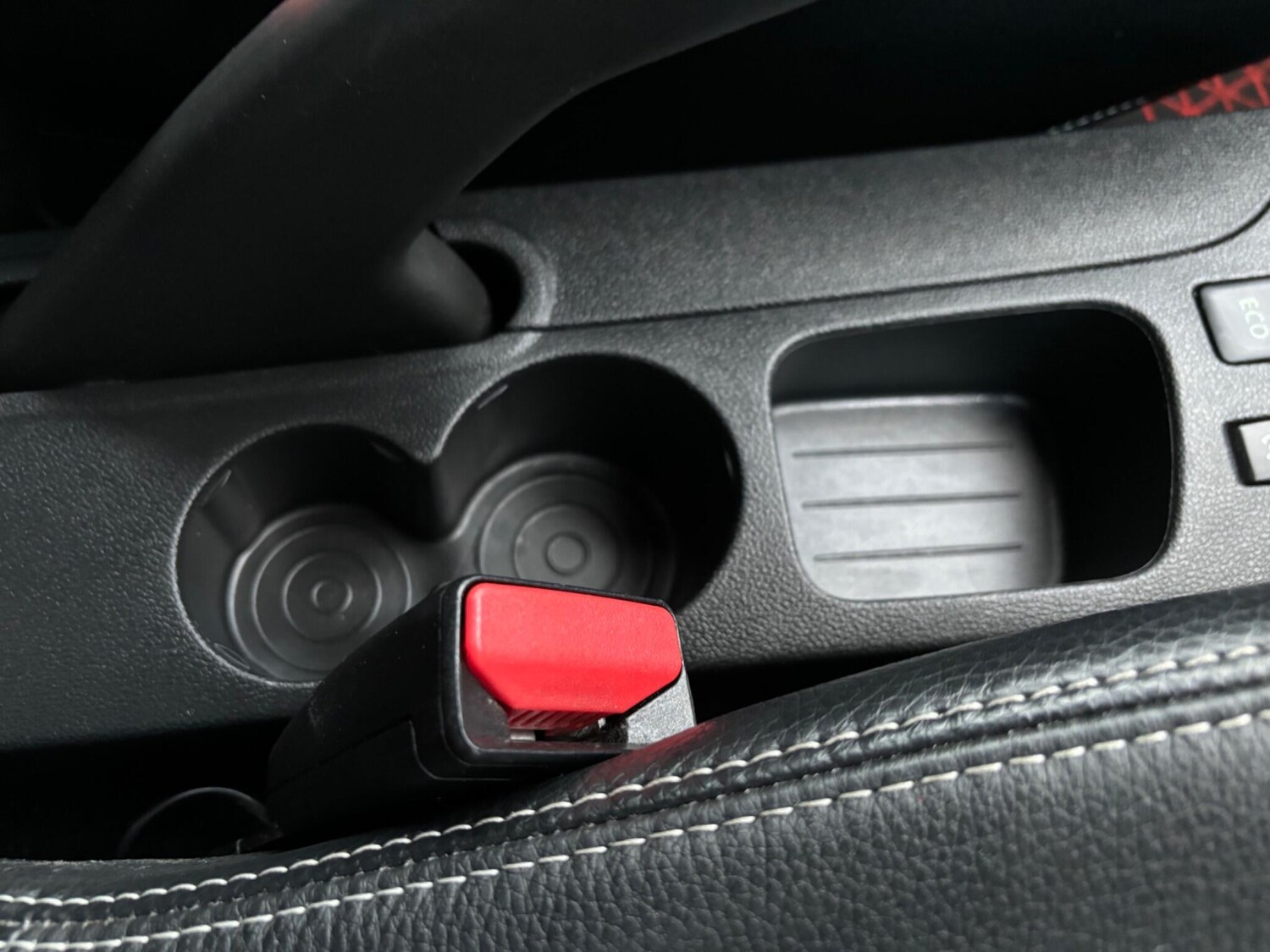 Used Renault Clio 2016 for sale - 76936117: Photo 60