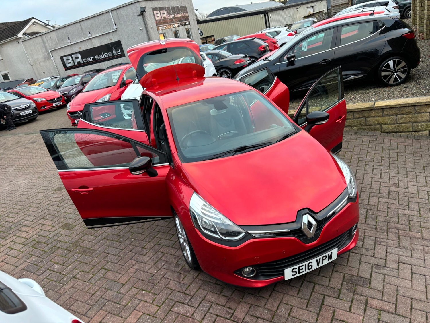 Used Renault Clio 2016 for sale - 76936117: Photo 69