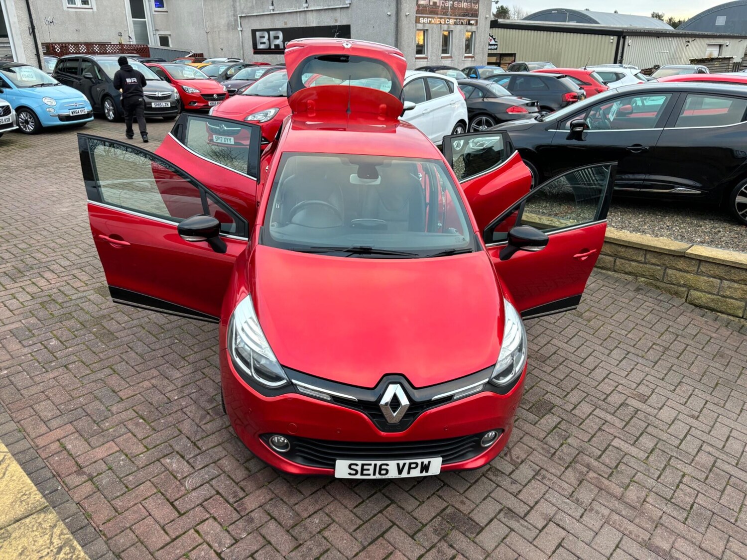 Used Renault Clio 2016 for sale - 76936117: Photo 70