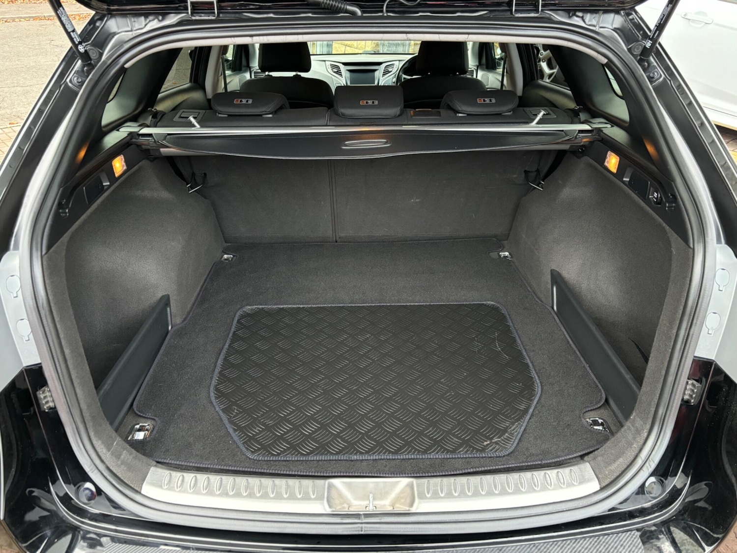 Used Hyundai i40 2017 for sale - 76425316: Photo 33