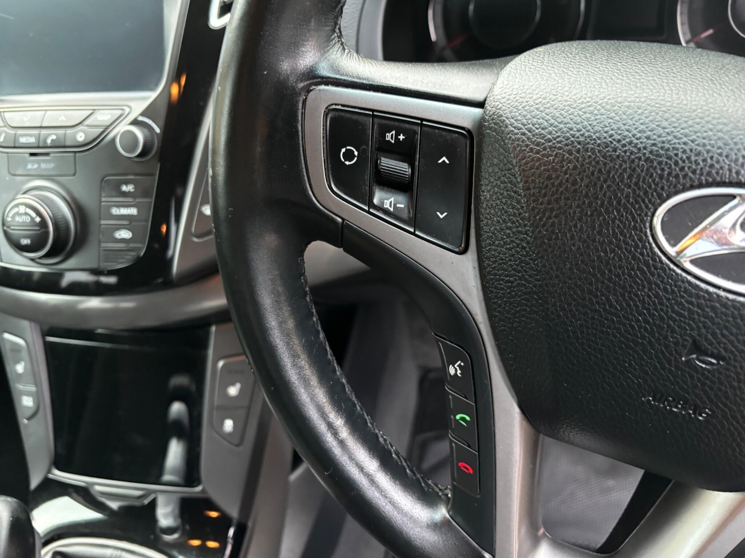 Used Hyundai i40 2017 for sale - 76425316: Photo 46