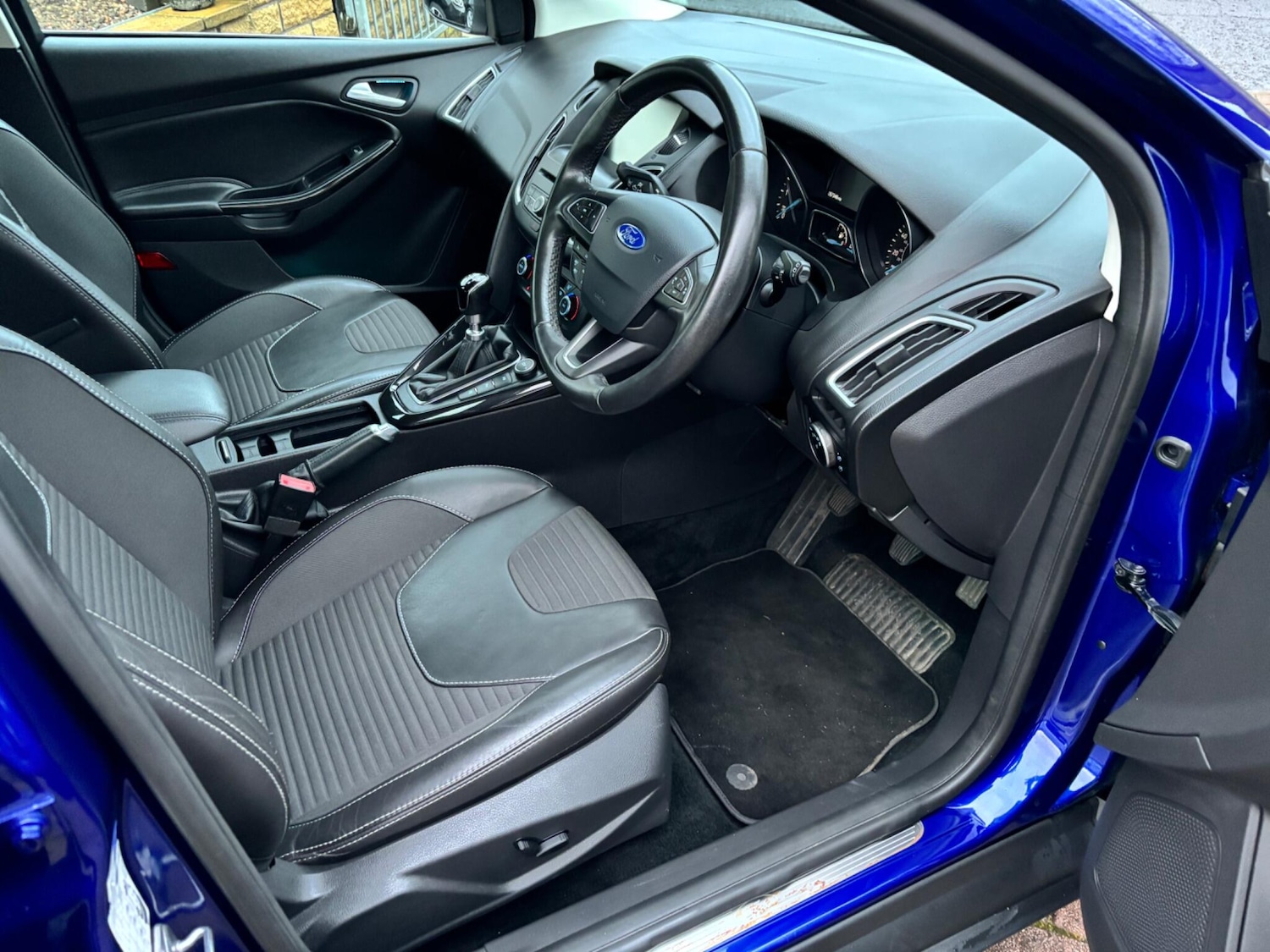 Used Ford Focus 2015 for sale - 76349085: Photo 26