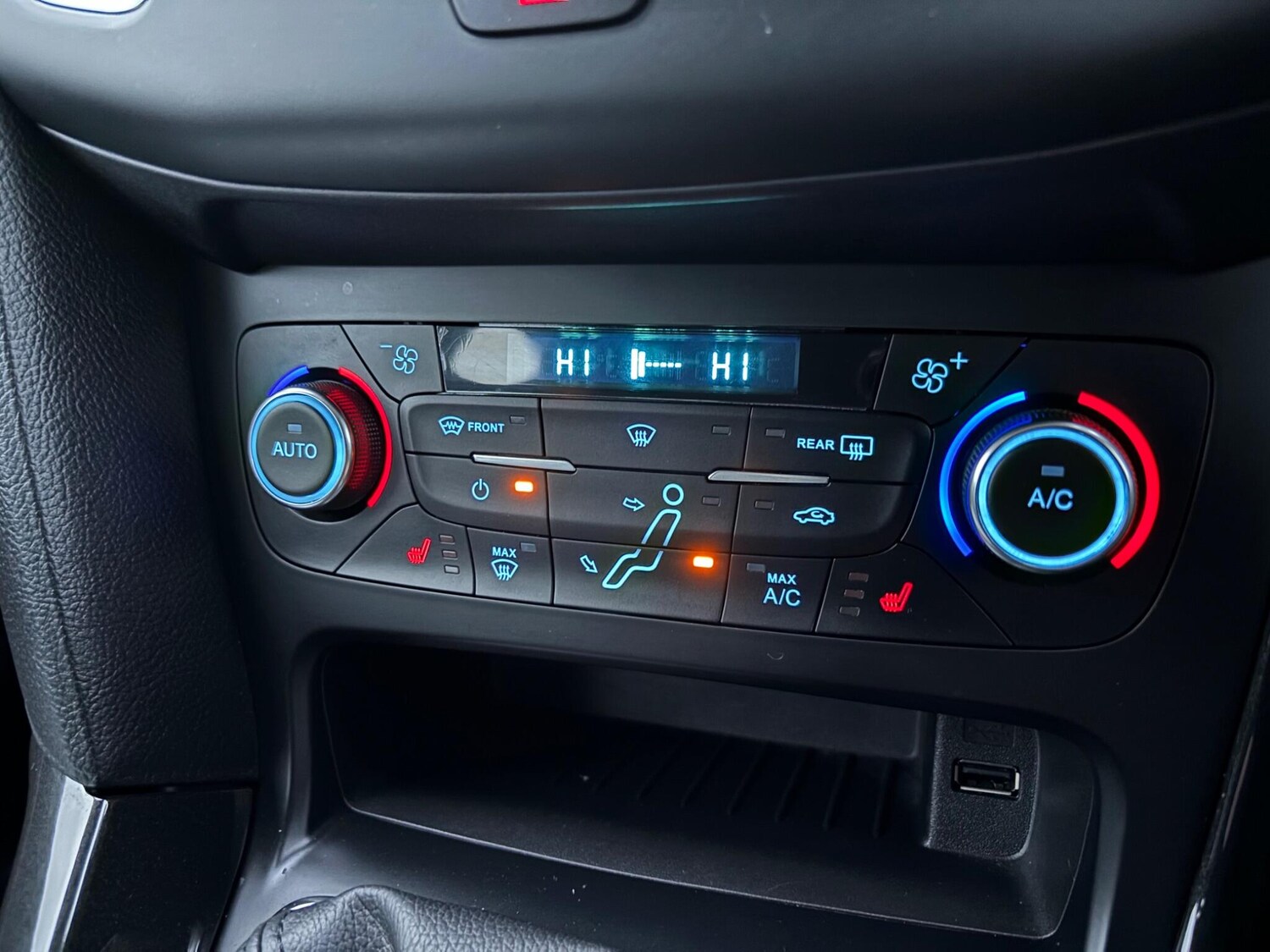 Used Ford Focus 2015 for sale - 76349085: Photo 48