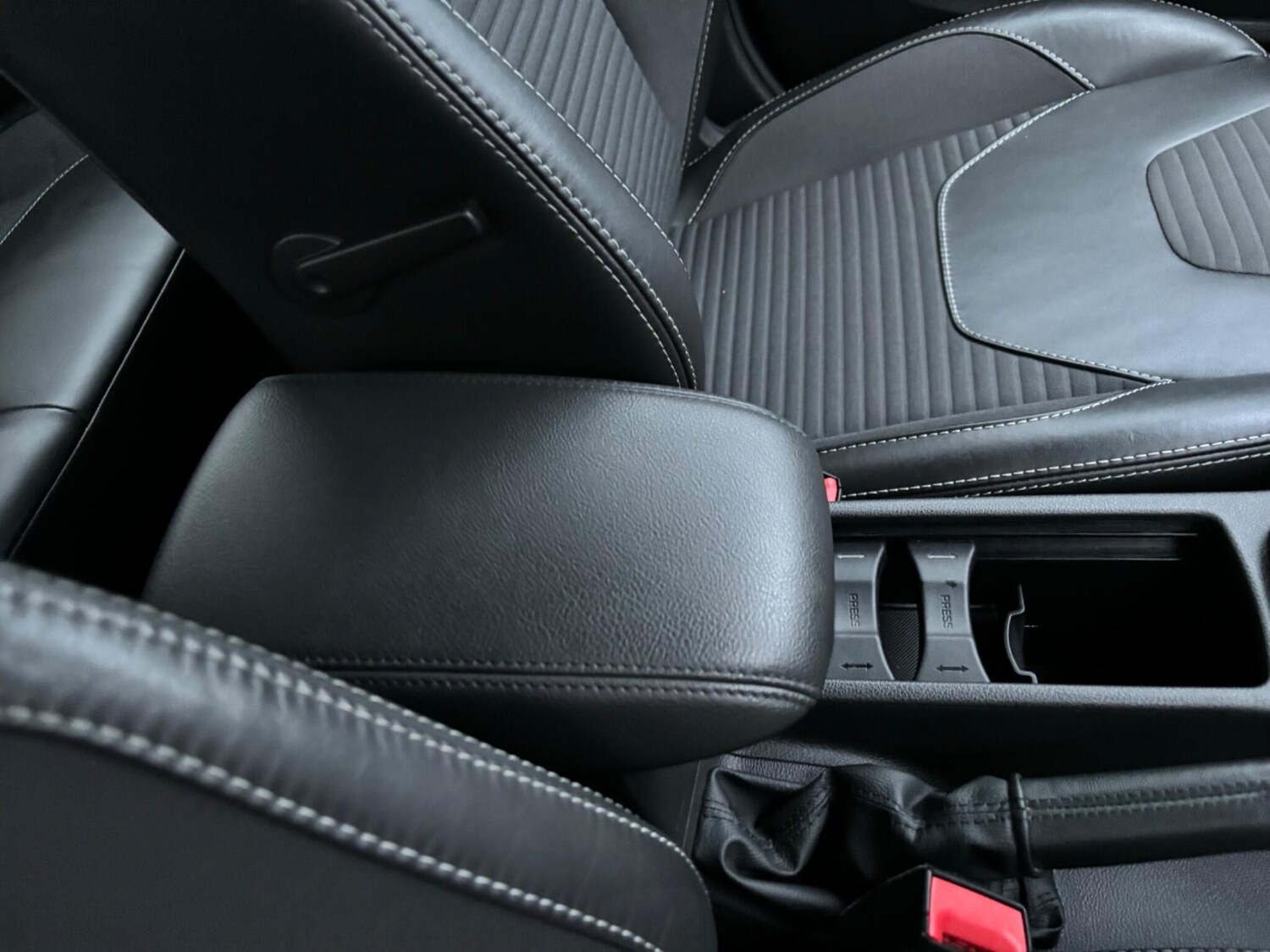 Used Ford Focus 2015 for sale - 76349085: Photo 65