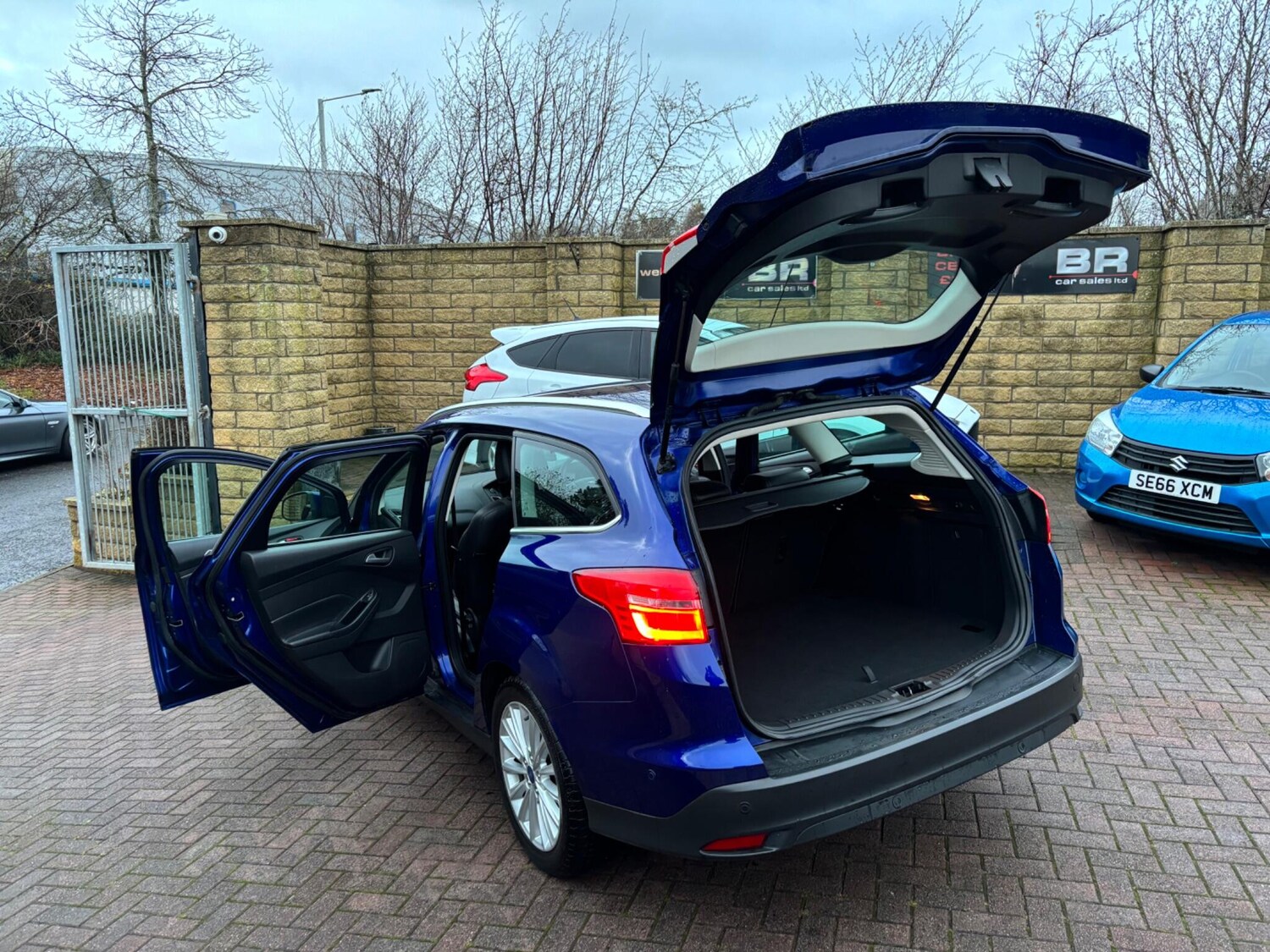 Used Ford Focus 2015 for sale - 76349085: Photo 81