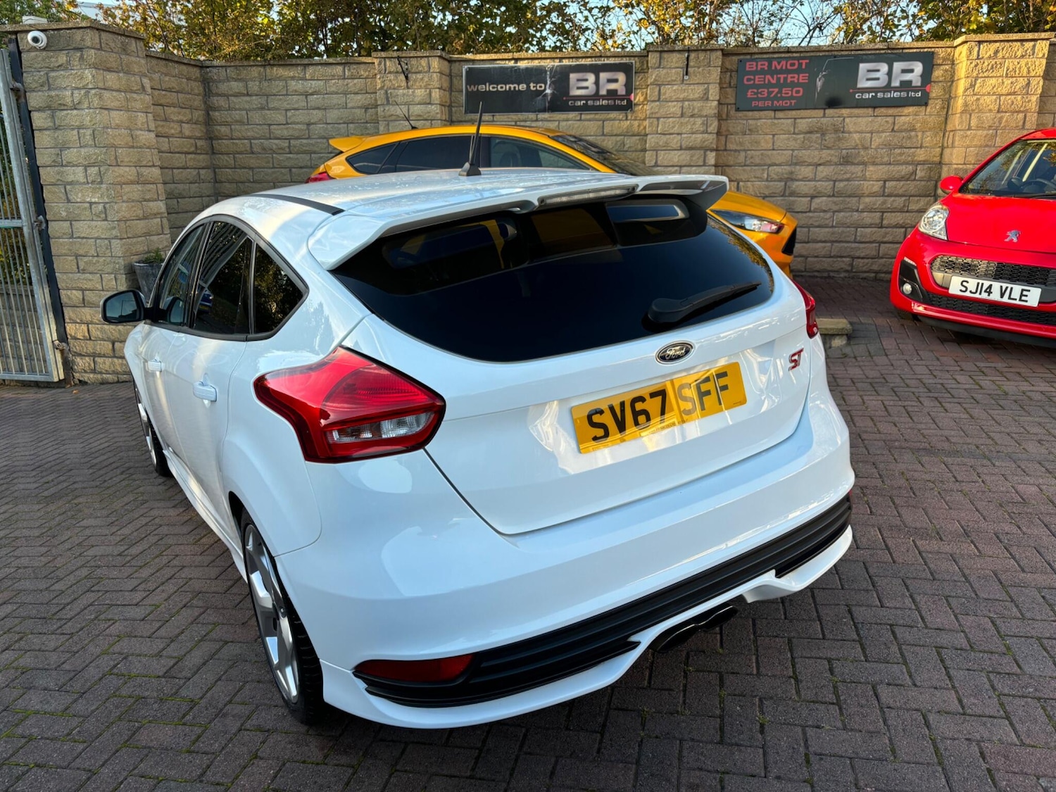 Used Ford Focus 2017 for sale - 76988607: Photo 10