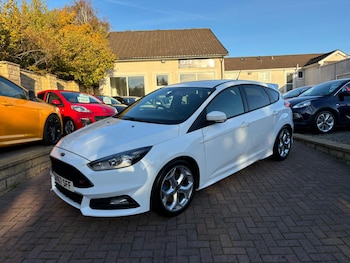 Used Ford Focus 2017 for sale - 76988607: Photo