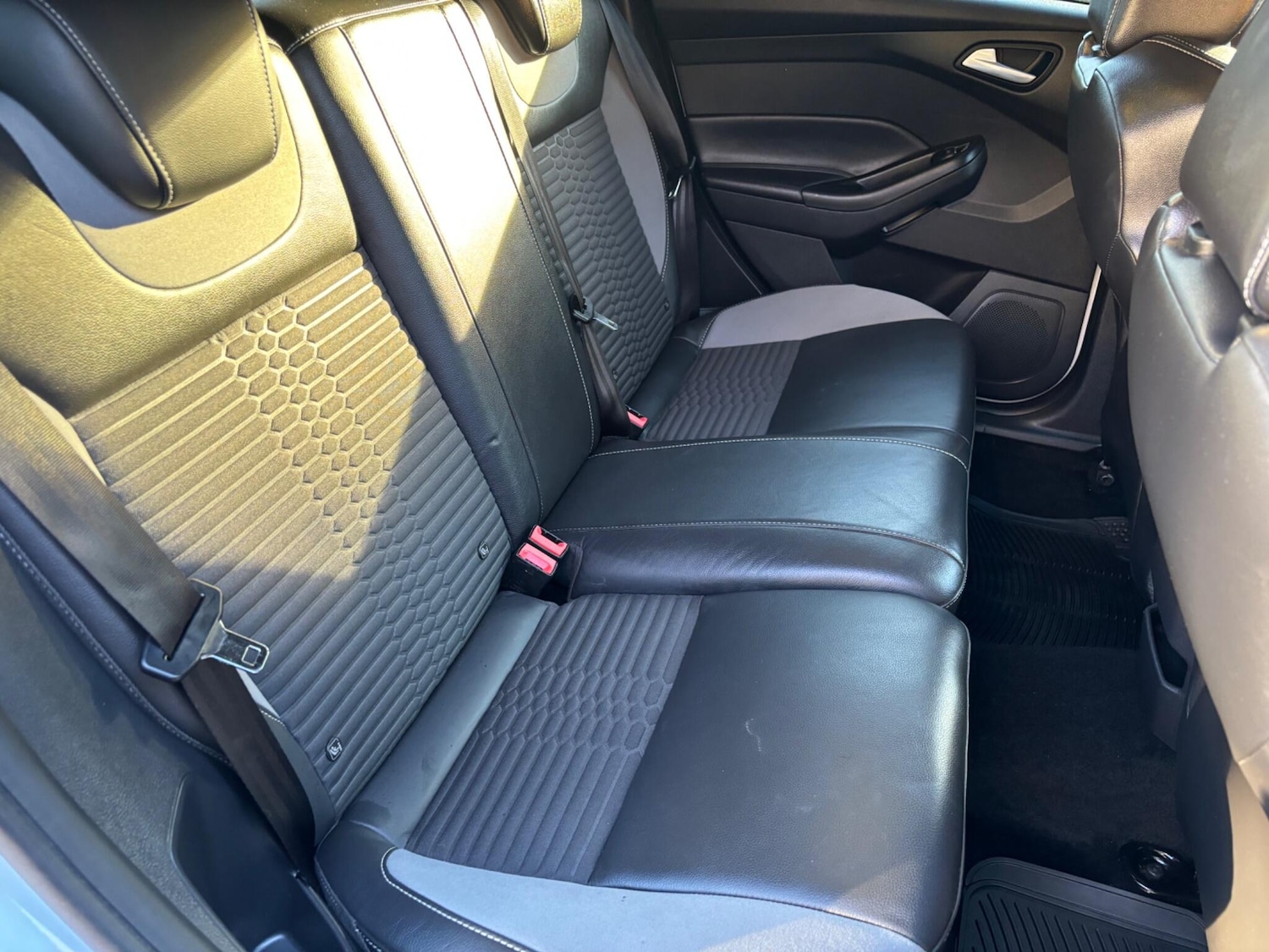 Used Ford Focus 2017 for sale - 76988607: Photo 33