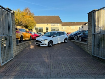 Used Ford Focus 2017 for sale - 76988607: Photo