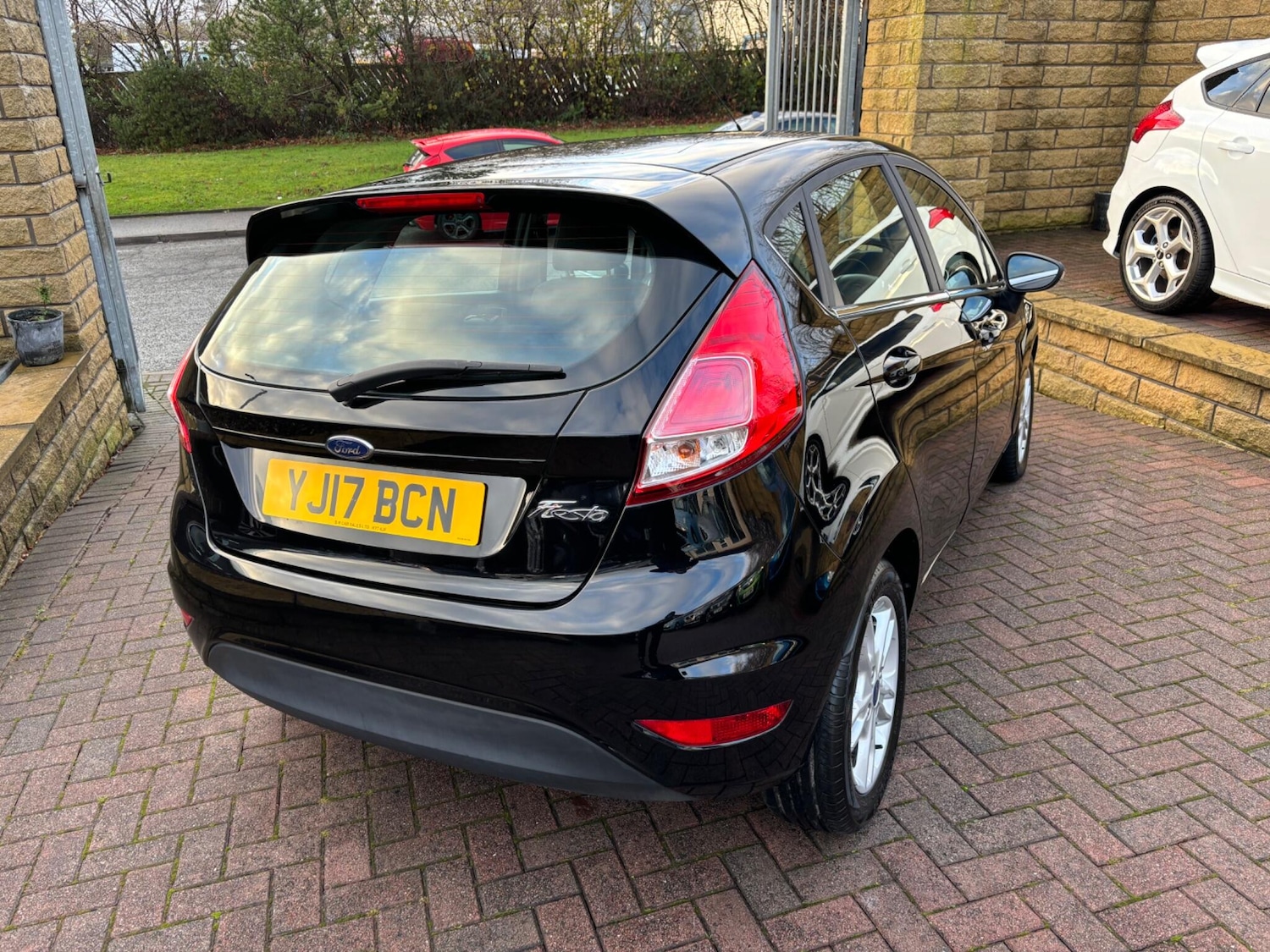 Used Ford Fiesta 2017 for sale - 76849697: Photo 10