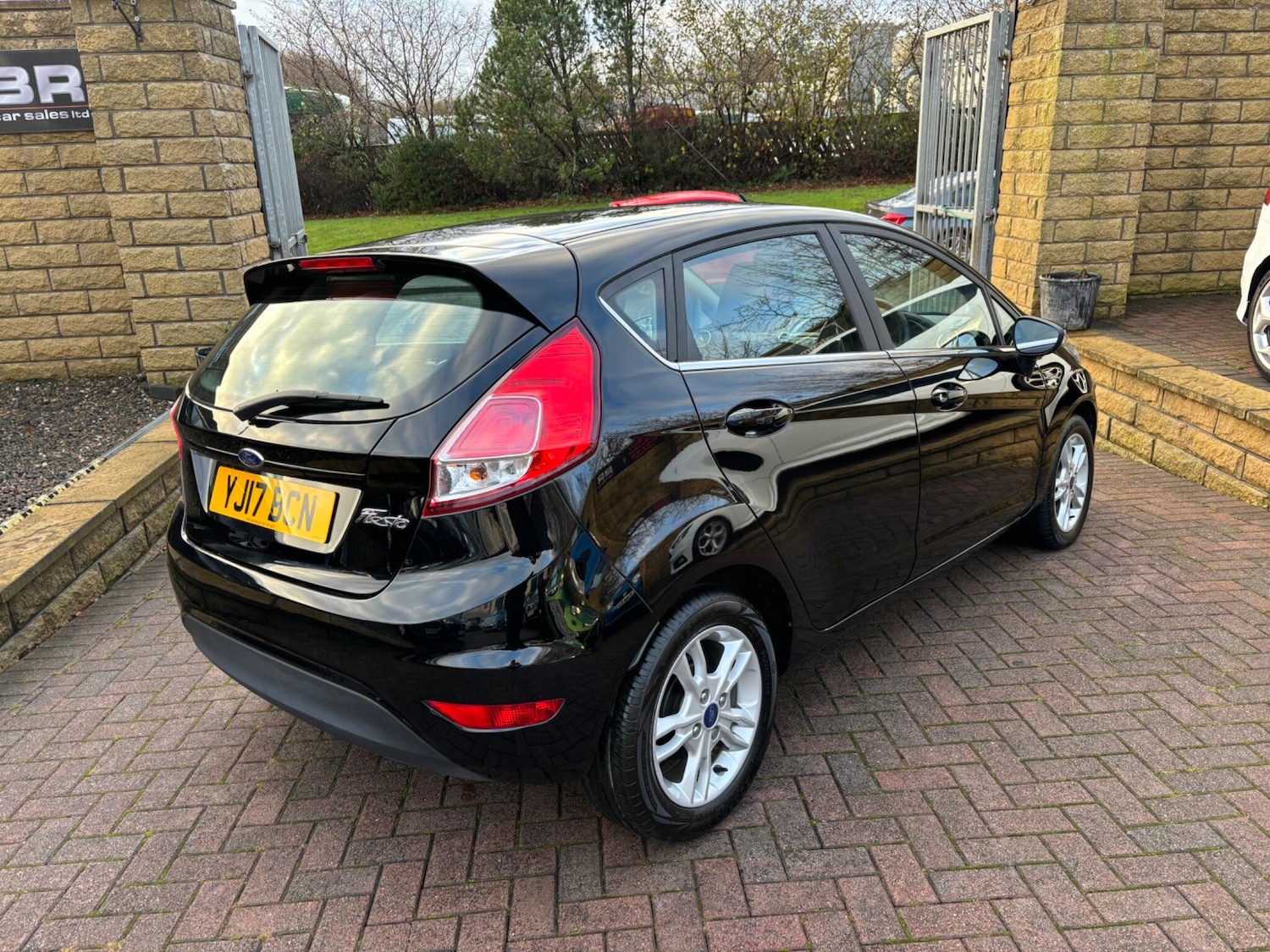 Used Ford Fiesta 2017 for sale - 76849697: Photo 11