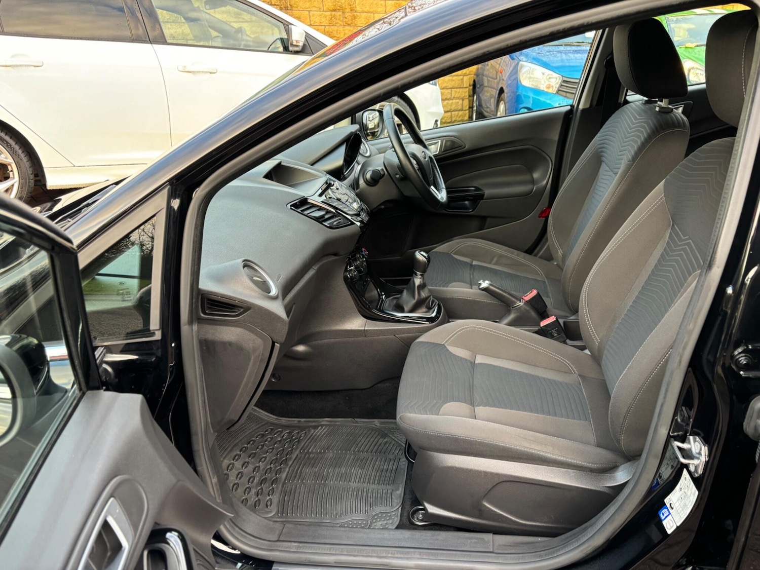 Used Ford Fiesta 2017 for sale - 76849697: Photo 27