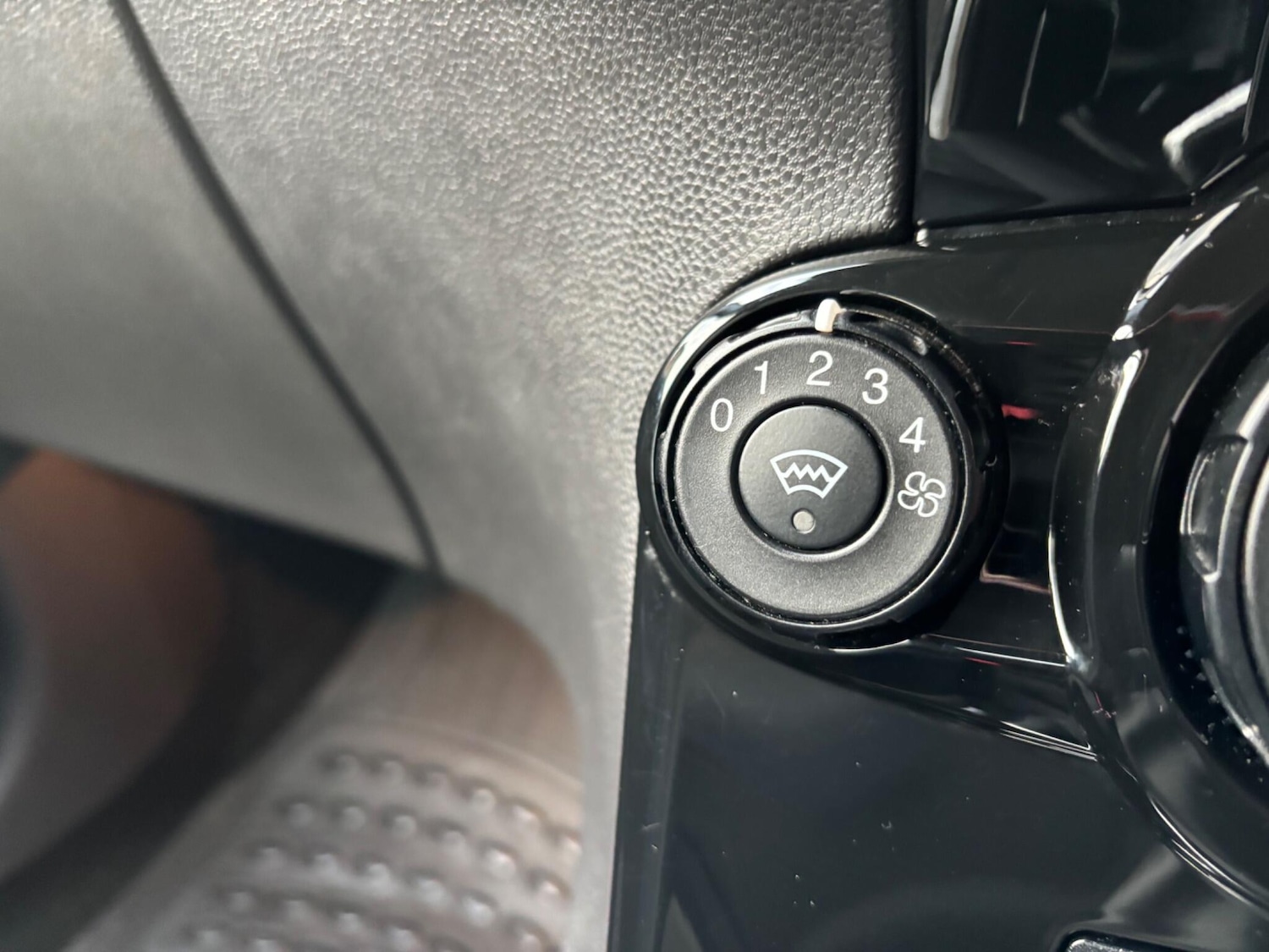 Used Ford Fiesta 2017 for sale - 76849697: Photo 39