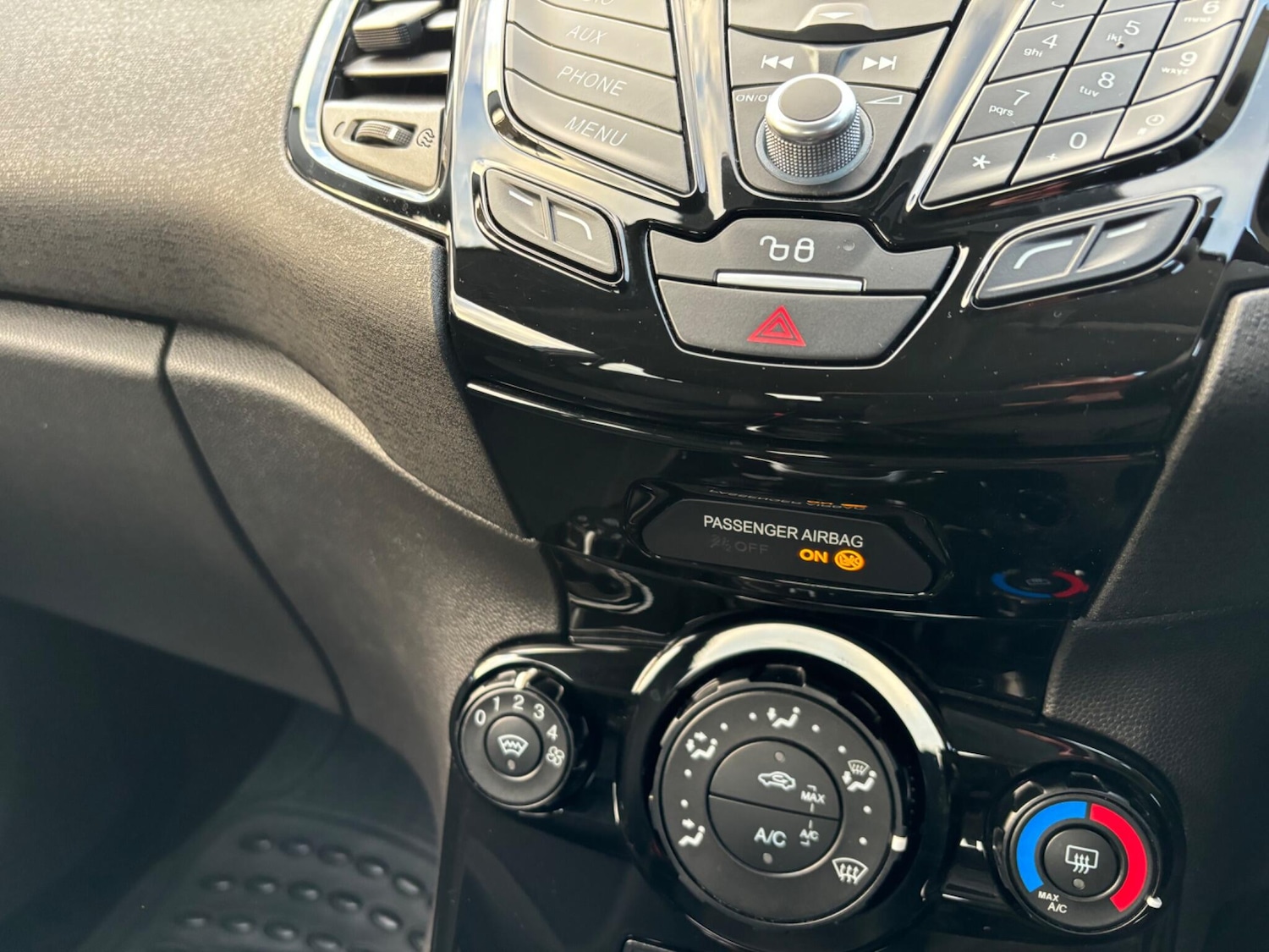 Used Ford Fiesta 2017 for sale - 76849697: Photo 41