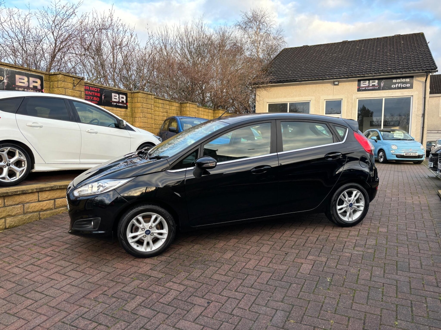 Used Ford Fiesta 2017 for sale - 76849697: Photo 5