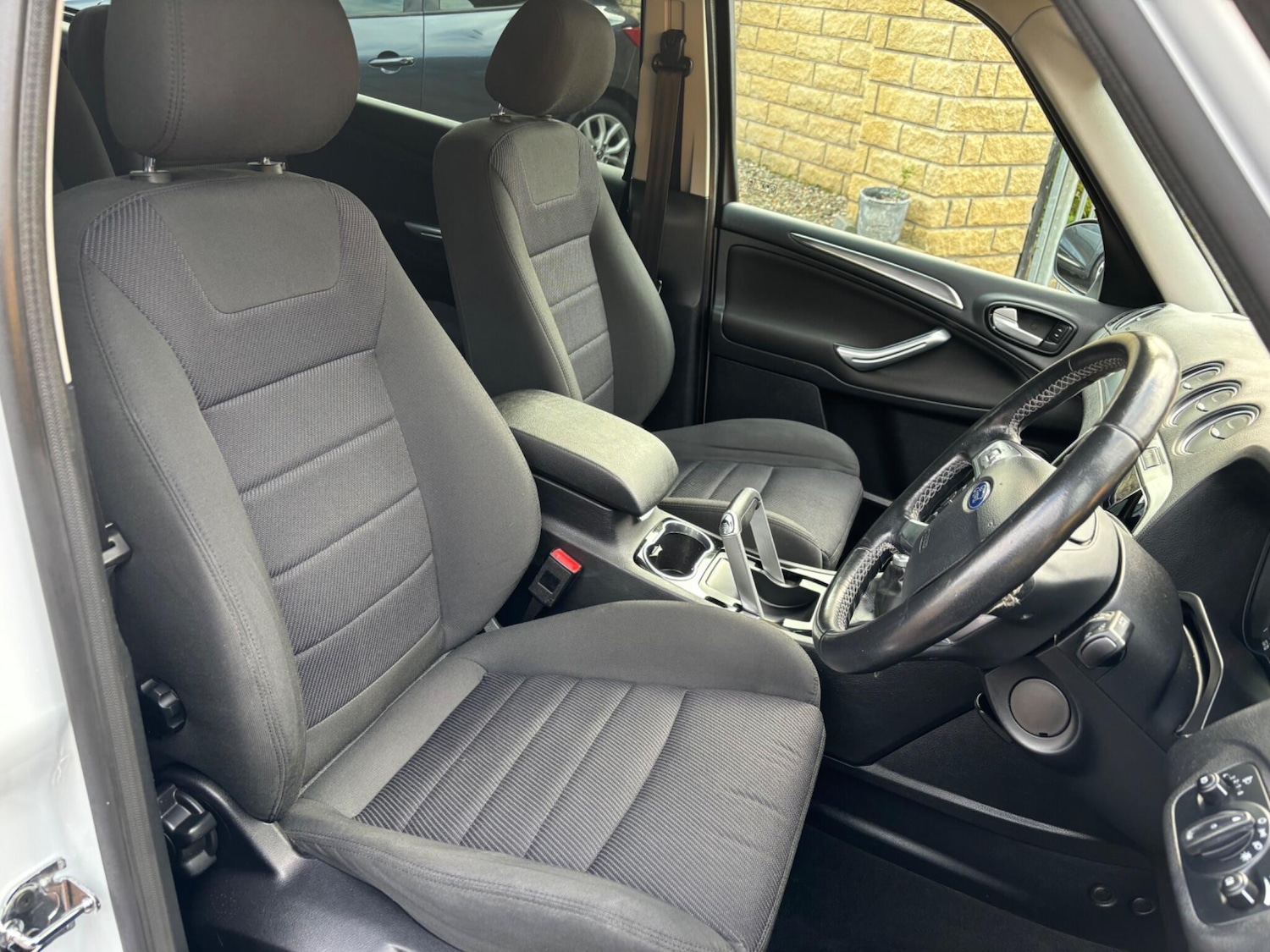 Used Ford Galaxy 2014 for sale - 75857862: Photo 26