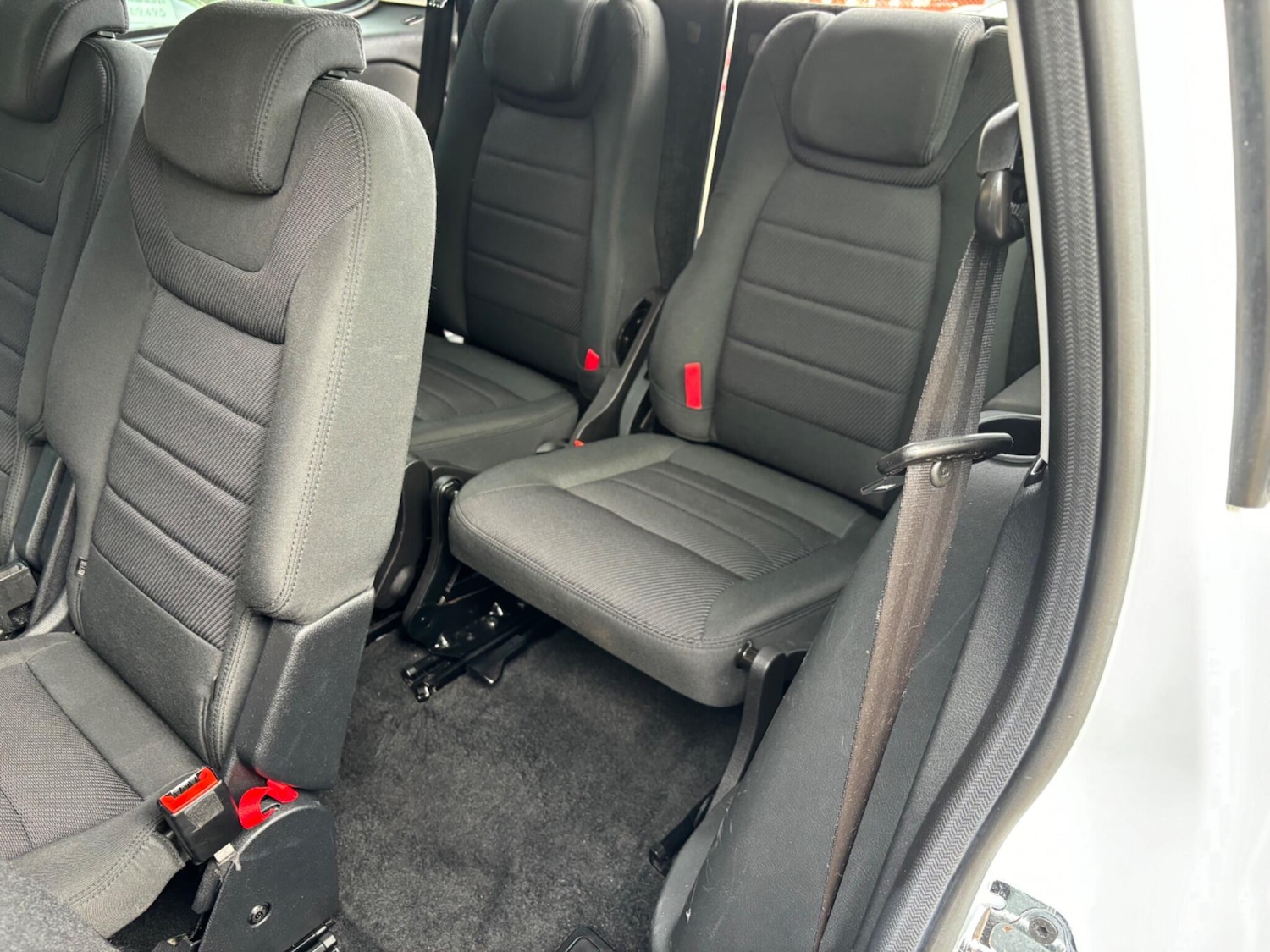 Used Ford Galaxy 2014 for sale - 75857862: Photo 35