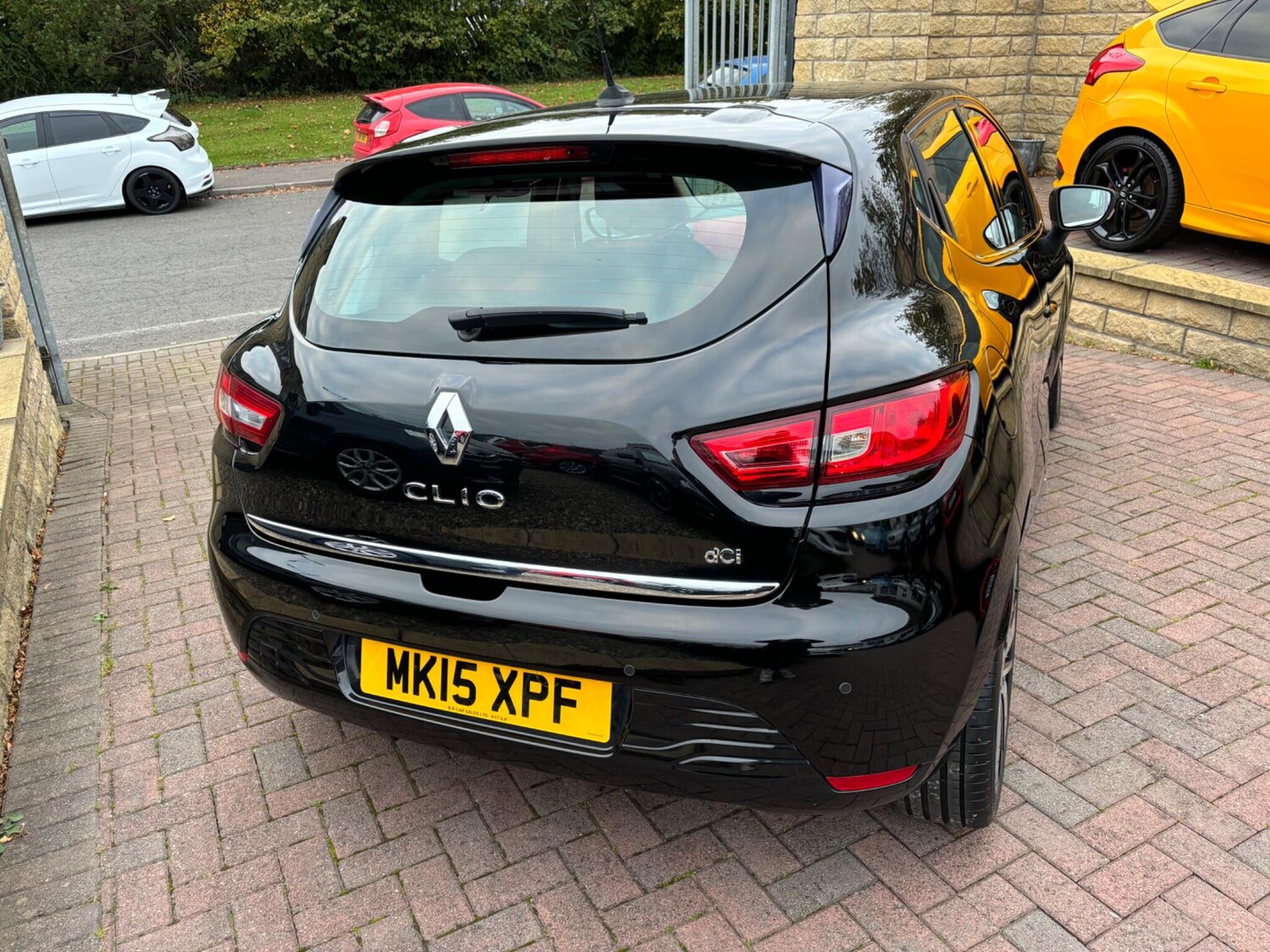 Used Renault Clio 2015 for sale - 76179731: Photo 12