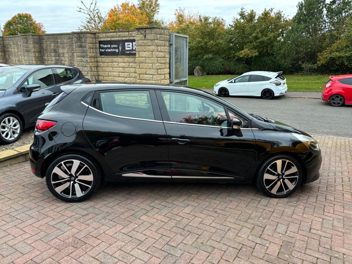Used Renault Clio 2015 for sale - 76179731: Photo 15