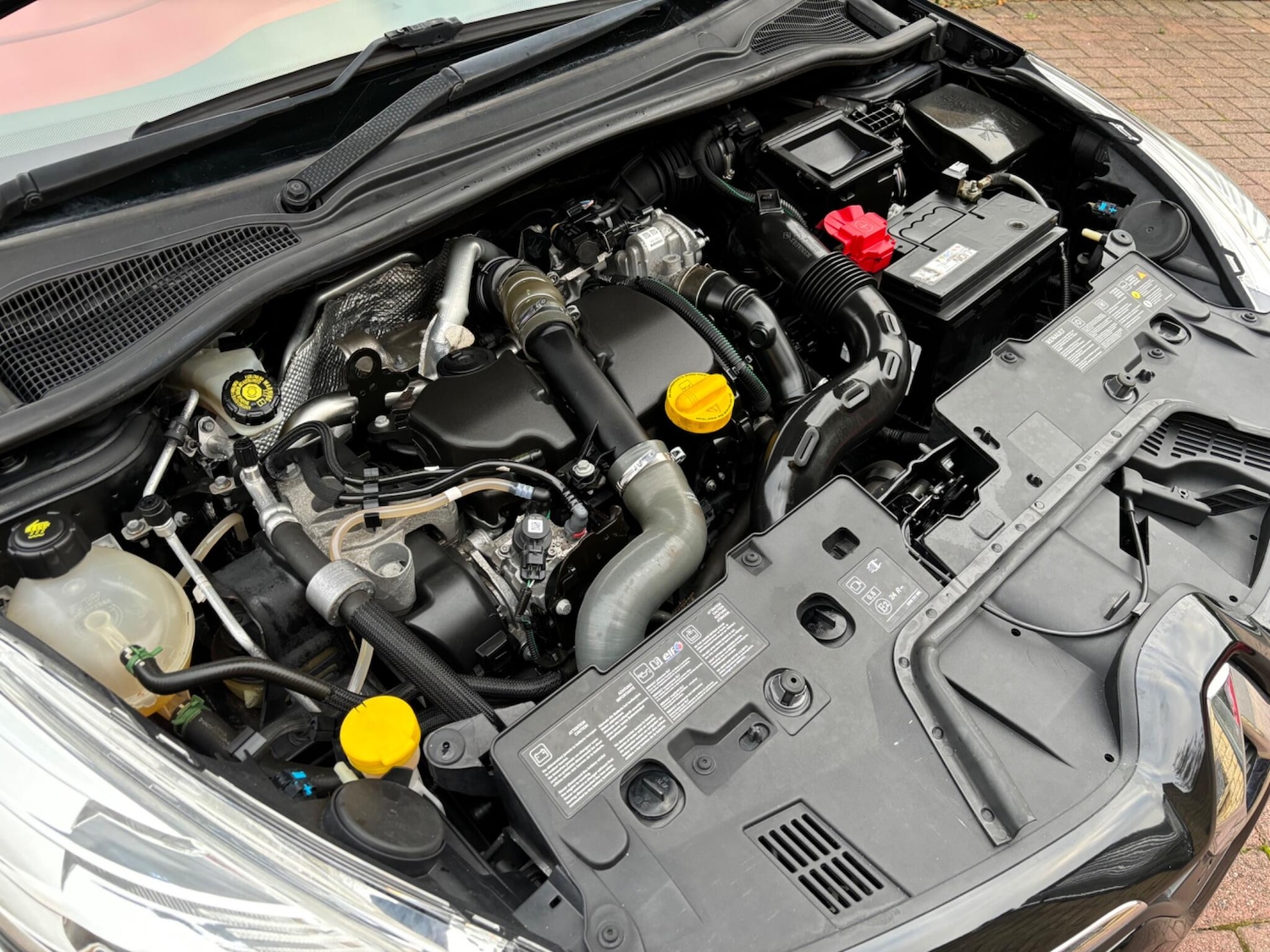 Used Renault Clio 2015 for sale - 76179731: Photo 23