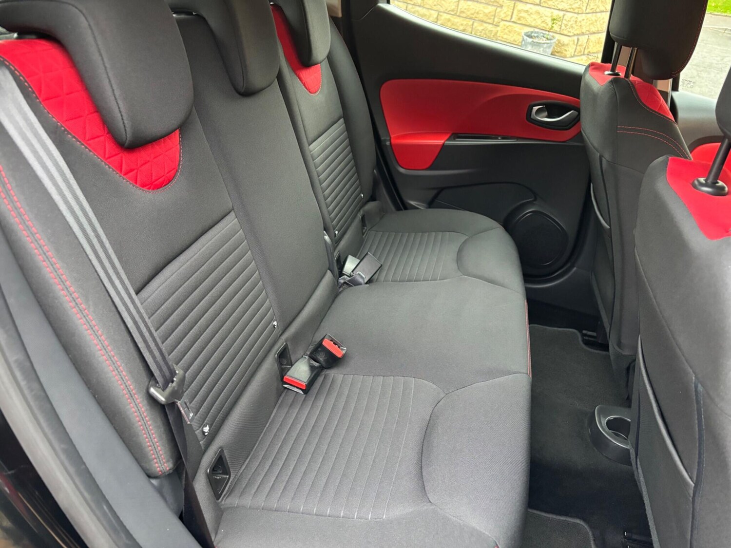 Used Renault Clio 2015 for sale - 76179731: Photo 36