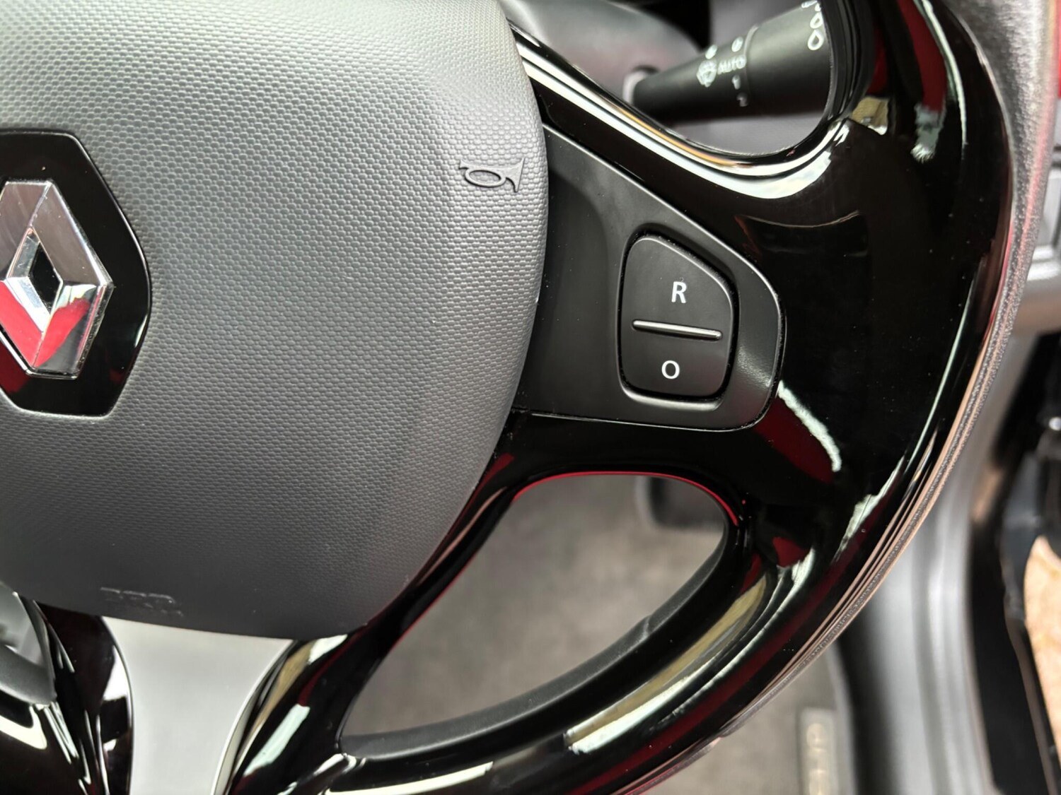 Used Renault Clio 2015 for sale - 76179731: Photo 43