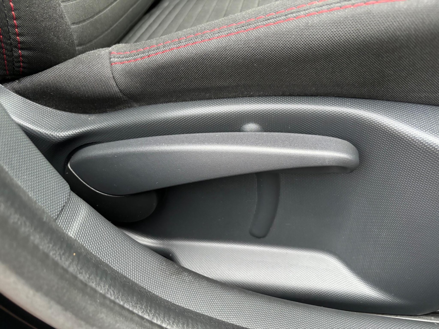 Used Renault Clio 2015 for sale - 76179731: Photo 58