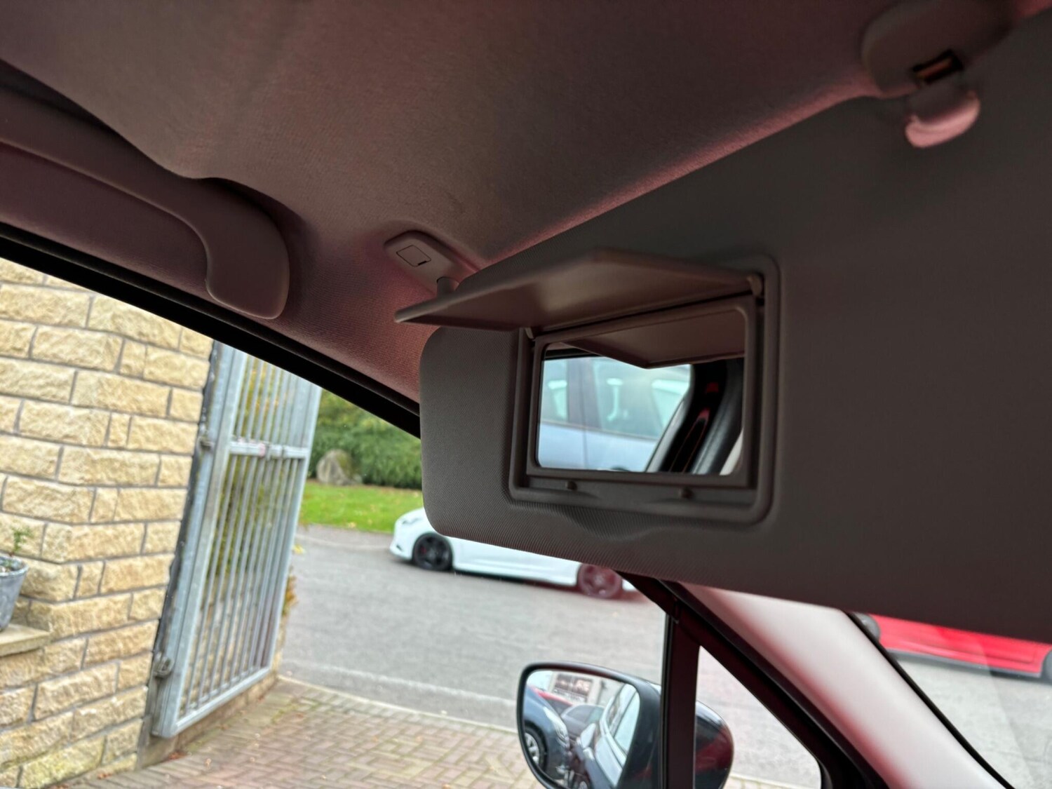 Used Renault Clio 2015 for sale - 76179731: Photo 60