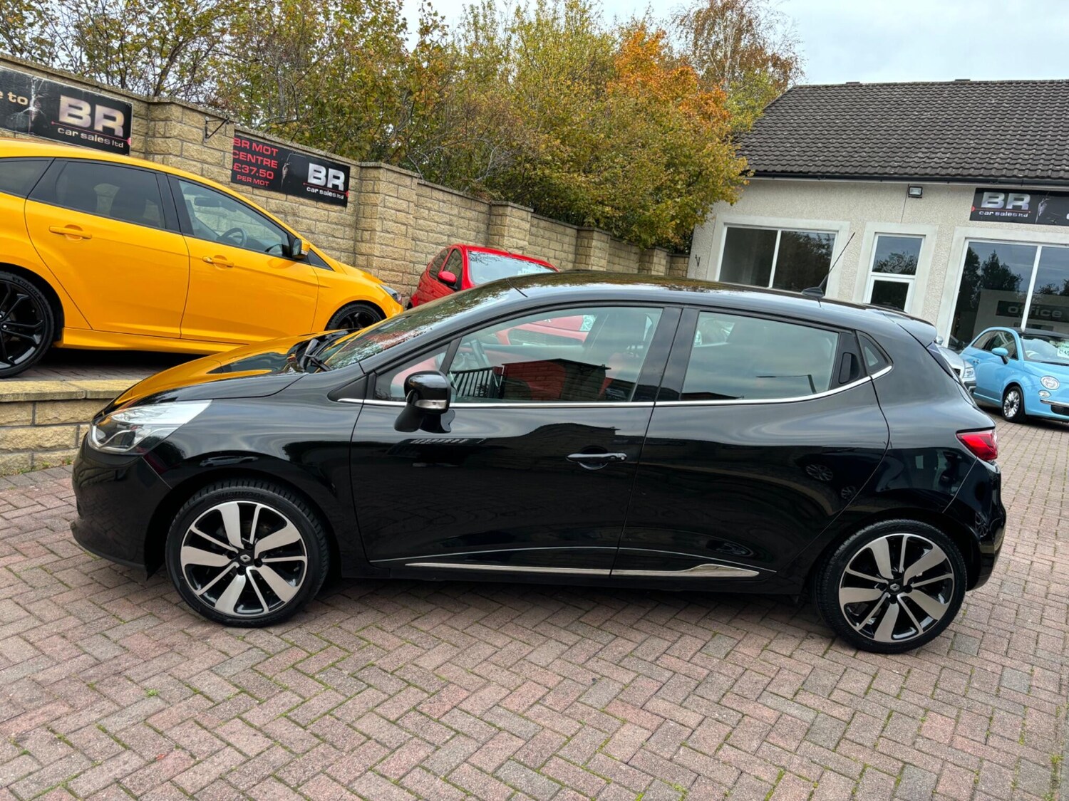 Used Renault Clio 2015 for sale - 76179731: Photo 7