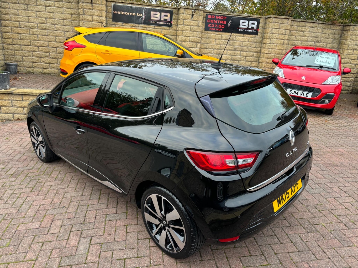 Used Renault Clio 2015 for sale - 76179731: Photo 9