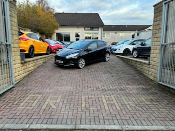 Used Ford Fiesta 2017 for sale - 76295623: Photo