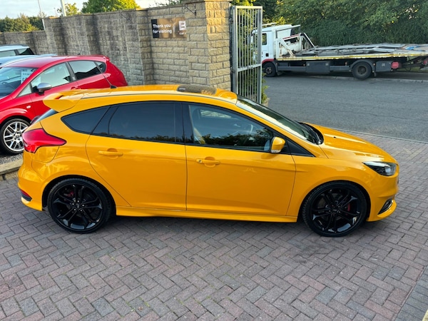 Used Ford Focus 2017 for sale - 75623986: Photo 13