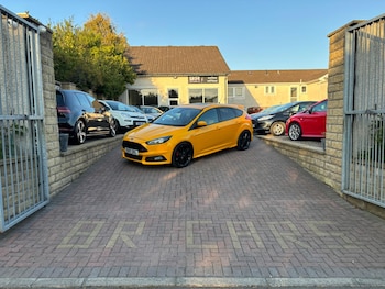 Used Ford Focus 2017 for sale - 75623986: Photo