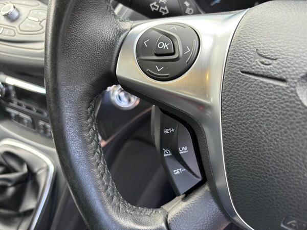 Used Ford Kuga 2016 for sale - 75459097: Photo 42