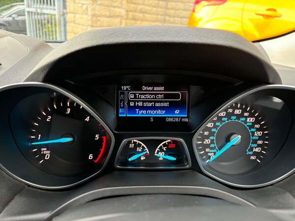 Used Ford Kuga 2016 for sale - 75459097: Photo 52