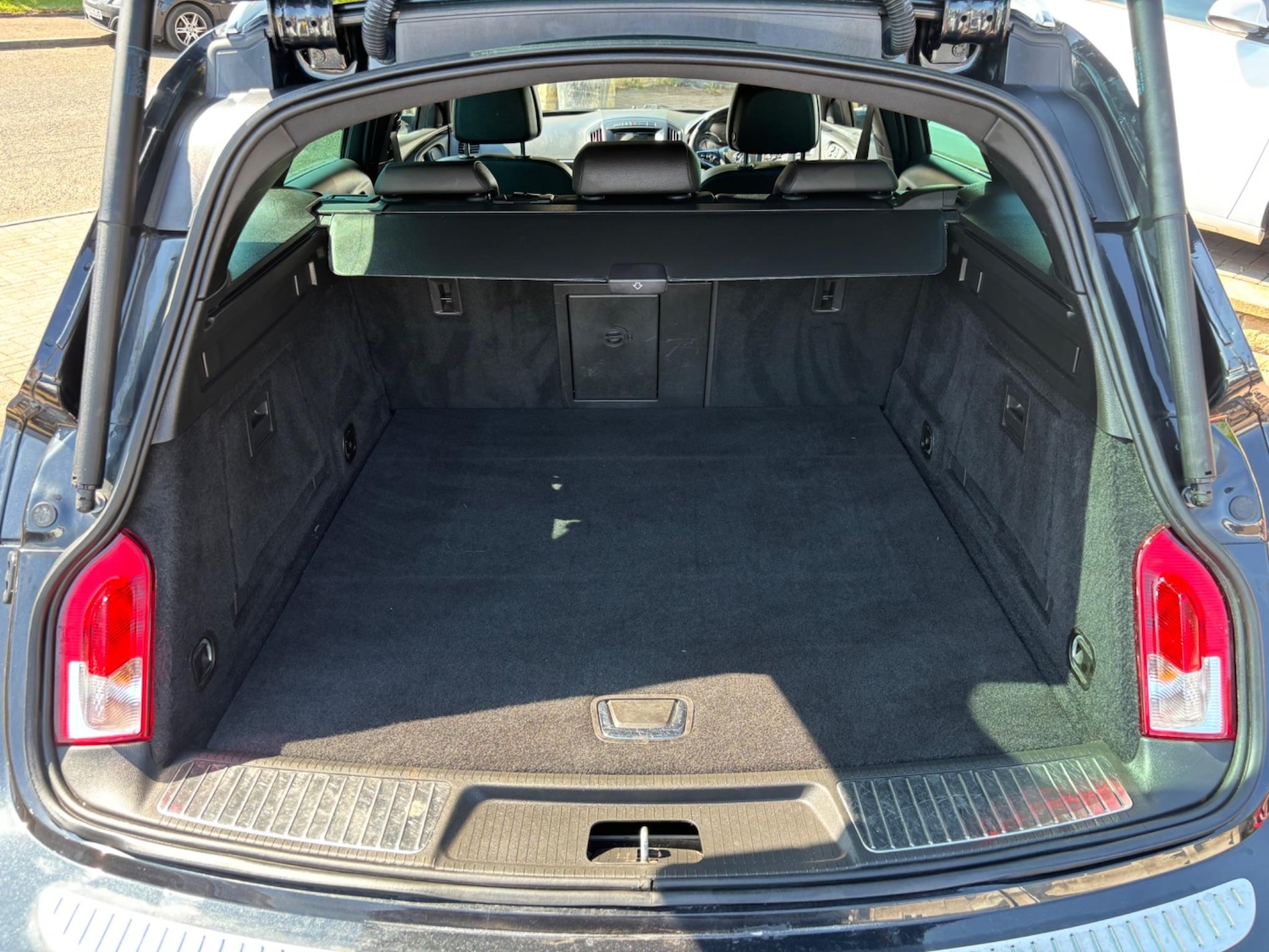 Vehicle 33