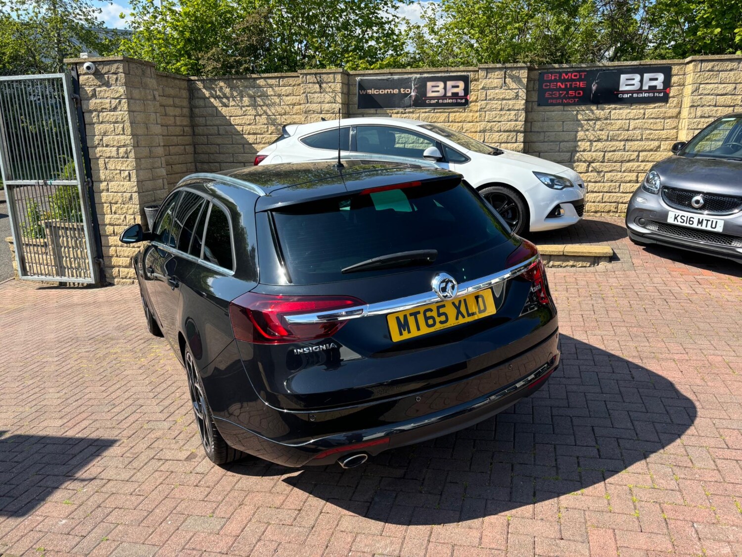 Vehicle 9