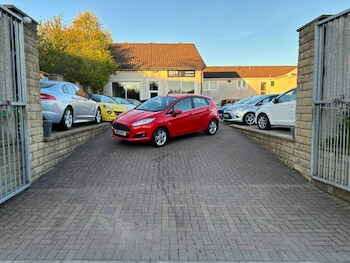 Used Ford Fiesta 2015 for sale - 78417176: Photo