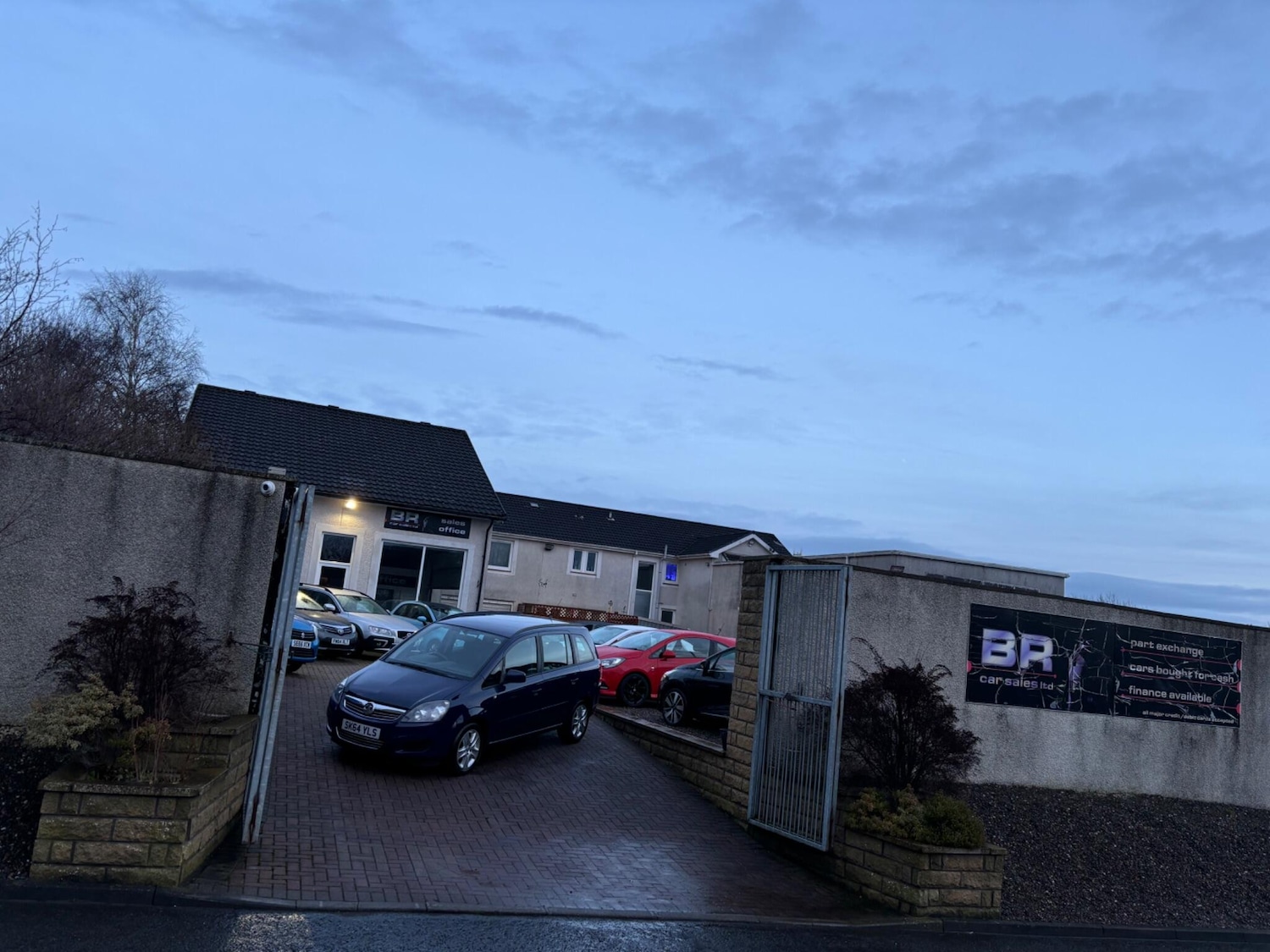 Used Vauxhall Zafira 2014 for sale - 77097773: Photo 2