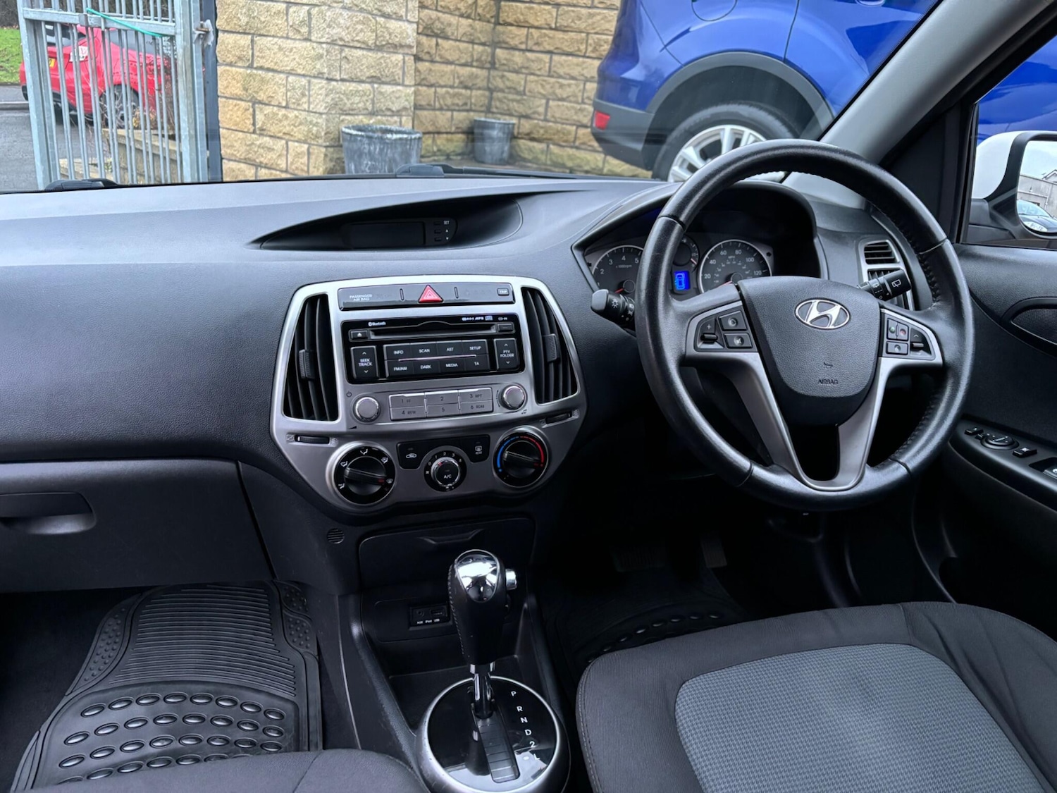 Used Hyundai i20 2014 for sale - 77203773: Photo 17